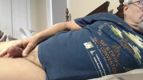 josephgr2021 online show from 02-18-25, 03:43