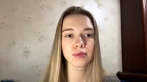 Snapshot of josephstahnke chatting on 12-16-25, 05:34 Anessa online show from 12-16-25, 05:34