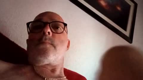 Snapshot of joserval1960 chatting on 07-08-26, 06:34 joserval1960 online show from 07-08-26, 06:34