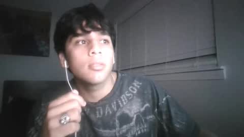 josh372060 online show from 06-11-26, 02:33