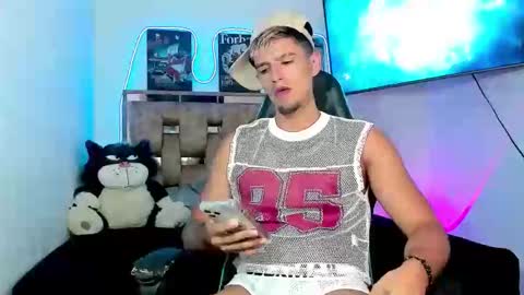 JOSH online show from 11-03-25, 11:48