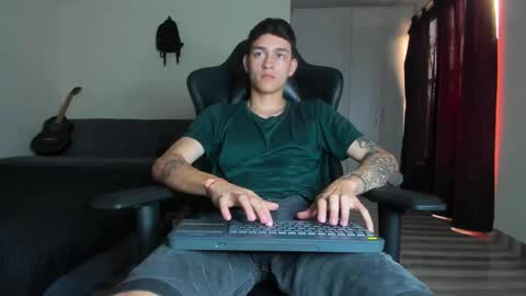 Snapshot of joshmiller_ chatting on 11-24-25, 02:06 Josh online show from 11-24-25, 02:06