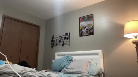 Snapshot of joshperrygoon chatting on 12-28-24, 08:37 joshperrygoon online show from 12-28-24, 08:37