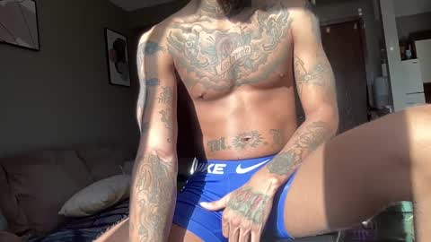 Snapshot of joshperrygoon chatting on 02-23-25, 04:13 joshperrygoon online show from 02-23-25, 04:13