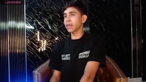 Snapshot of joshua_saenz_ chatting on 04-05-26, 03:15 joshua_saenz_ online show from 04-05-26, 03:15