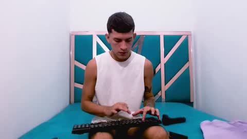 Snapshot of josue_linares chatting on 09-18-25, 07:38 josue_linares online show from 09-18-25, 07:38