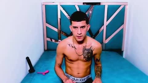 Snapshot of josue_linares chatting on 09-25-25, 02:48 josue_linares online show from 09-25-25, 02:48