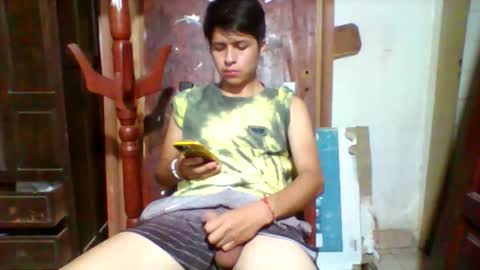Snapshot of jovenlindo2002 chatting on 12-04-25, 12:47 Fran online show from 12-04-25, 12:47