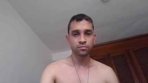 Snapshot of jovenvergonguapo09 chatting on 06-26-26, 11:58 Van Helsing online show from 06-26-26, 11:58