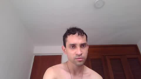 Snapshot of jovenvergonguapo09 chatting on 07-31-26, 08:19 Van Helsing online show from 07-31-26, 08:19