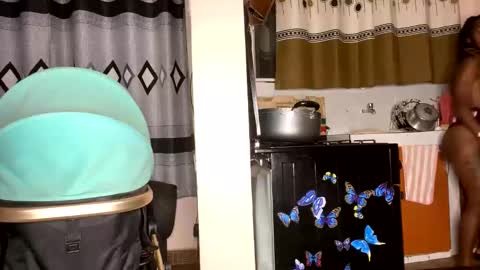 Snapshot of joyslim1 chatting on 10-07-25, 04:48 Butterflyass online show from 10-07-25, 04:48