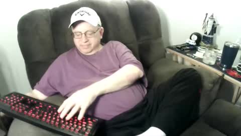 Snapshot of jpmel99 chatting on 02-01-26, 01:48 jpmel99 online show from 02-01-26, 01:48