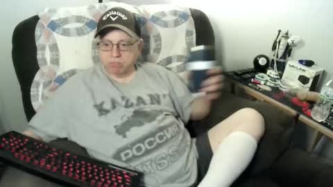 Snapshot of jpmel99 chatting on 03-08-26, 12:30 jpmel99 online show from 03-08-26, 12:30