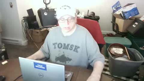 Snapshot of jpmel99 chatting on 05-07-26, 05:24 jpmel99 online show from 05-07-26, 05:24