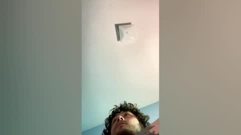 Snapshot of jrjc072804 chatting on 03-04-26, 10:16 jrjc072804 online show from 03-04-26, 10:16