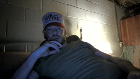 Jim online show from 04-26-26, 04:43