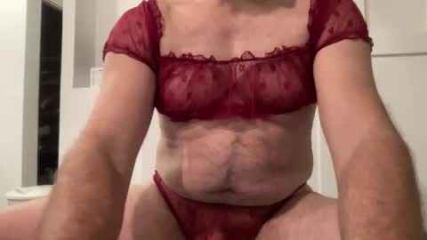 Snapshot of jstenjytheshow chatting on 11-21-25, 01:59 Just Enjoy the Show online show from 11-21-25, 01:59