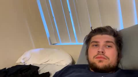 Snapshot of jstooboy chatting on 12-29-24, 04:19 jstooboy online show from 12-29-24, 04:19