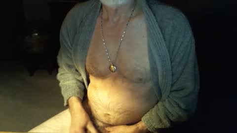 Snapshot of jt335577 chatting on 12-15-24, 04:07 jt335577 online show from 12-15-24, 04:07