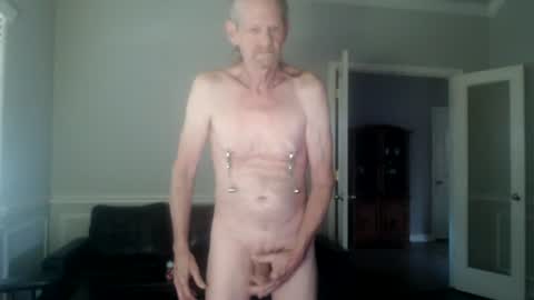 jtull52 online show from 07-13-26, 04:43