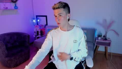 Juandii online show from 02-12-26, 08:04