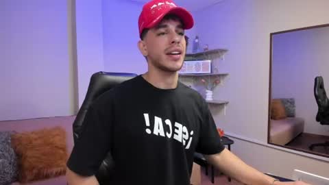 Juan online show from 07-18-26, 03:44