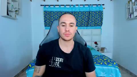 Juan online show from 02-12-25, 12:48