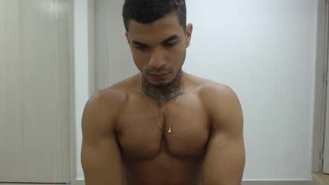 juan_gomez_1 online show from 01-28-25, 11:17