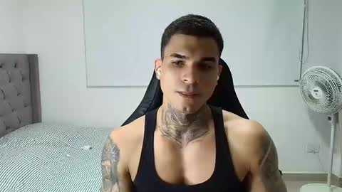 juan_gomez_1 online show from 01-13-26, 11:43