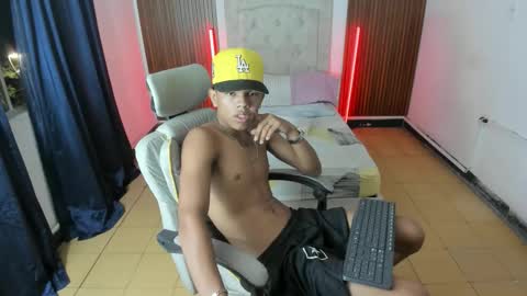 Juan Mhata online show from 05-13-26, 01:47