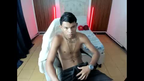 Juan Mhata online show from 05-26-26, 01:12