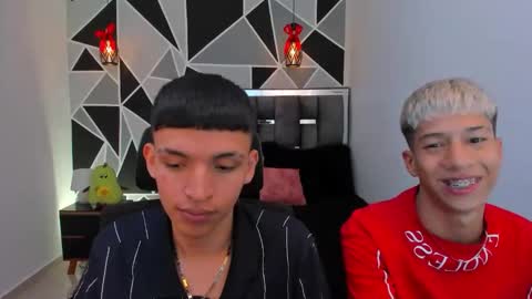 Snapshot of juan_nd_steven chatting on 04-30-26, 09:41 JuanSteven online show from 04-30-26, 09:41