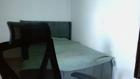 juan y ana online show from 11-22-25, 04:28