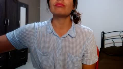 Snapshot of juana_monte chatting on 06-14-26, 02:46 juana_monte online show from 06-14-26, 02:46