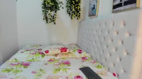 juana_naranjo online show from 06-27-26, 12:22