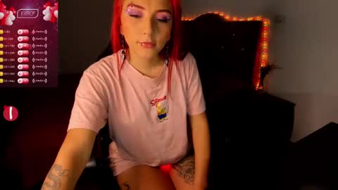 Snapshot of juana_tropic chatting on 12-17-24, 11:27 Juana Fer online show from 12-17-24, 11:27