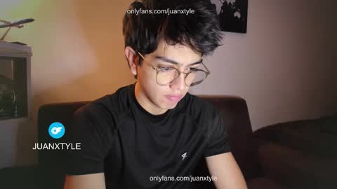 . online show from 12-16-25, 06:57