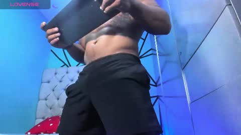 independent model online show from 07-22-26, 04:43