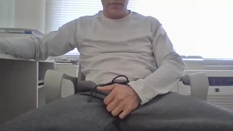 Snapshot of juanearth1 chatting on 04-27-26, 10:41 juanearth1 online show from 04-27-26, 10:41