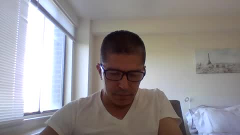 Snapshot of juanearth1 chatting on 06-09-26, 10:10 juanearth1 online show from 06-09-26, 10:10