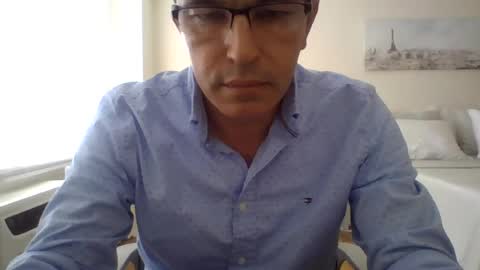 Snapshot of juanearth1 chatting on 08-06-26, 02:08 juanearth1 online show from 08-06-26, 02:08