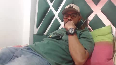 juanfe_style online show from 09-20-25, 08:32