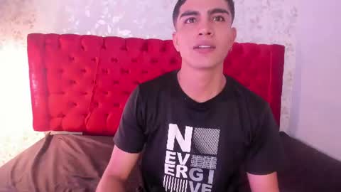 Snapshot of juanga_briel chatting on 07-11-26, 12:19 JUAN GABRIEL online show from 07-11-26, 12:19