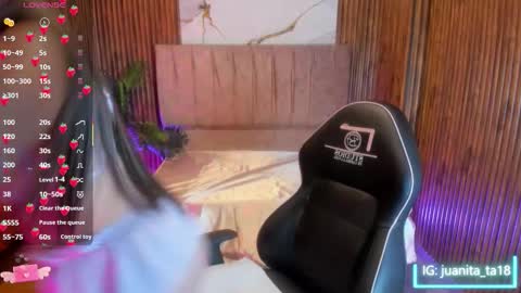 JUANITA online show from 01-17-26, 12:54