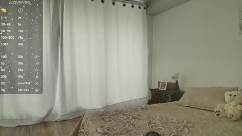 Blue online show from 05-25-26, 06:03
