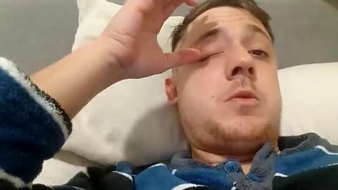 Snapshot of juanmapapiirico chatting on 01-14-26, 02:39 JuanmaSEX online show from 01-14-26, 02:39