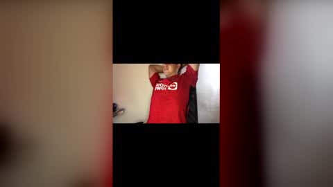 juannvalencia11 online show from 04-11-26, 01:48