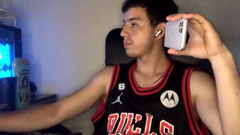 juannvalencia11 online show from 04-21-26, 04:19