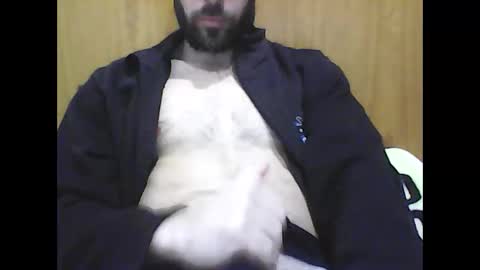 juanpalacios11111 online show from 03-12-26, 04:35