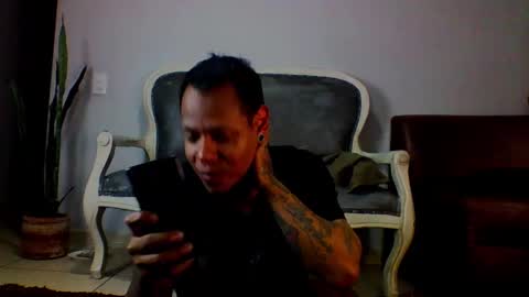 Snapshot of juanpt69 chatting on 02-16-25, 10:54 juanpt69 online show from 02-16-25, 10:54